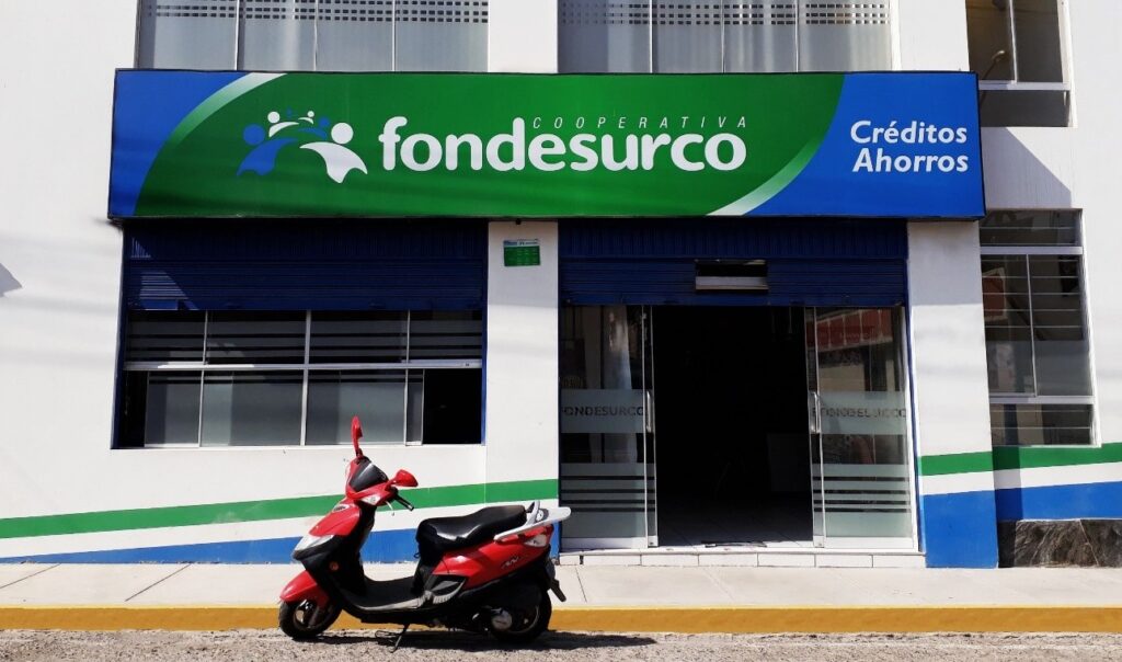 ds3-b-fachada-cocachacra-cooperativa-fondesurco ds3-b-fachada-cocachacra-cooperativa-fondesurco